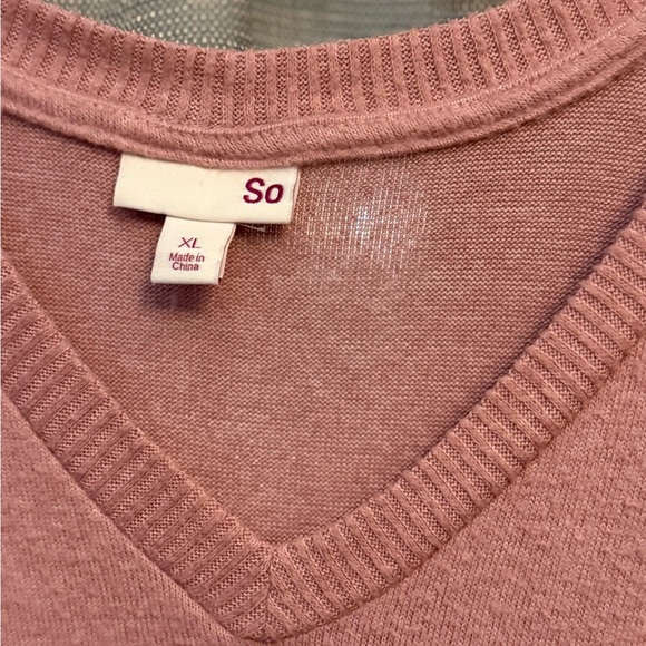 SO Women's Blush V-Neck Twist Front Blouse - Picture 2 of 2